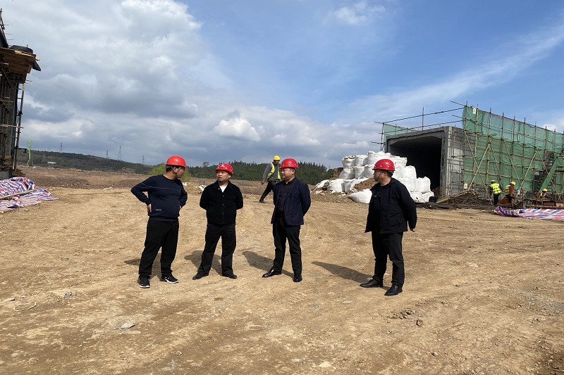 拼经济，，，，，比生长②┃范文伟督战在建项目