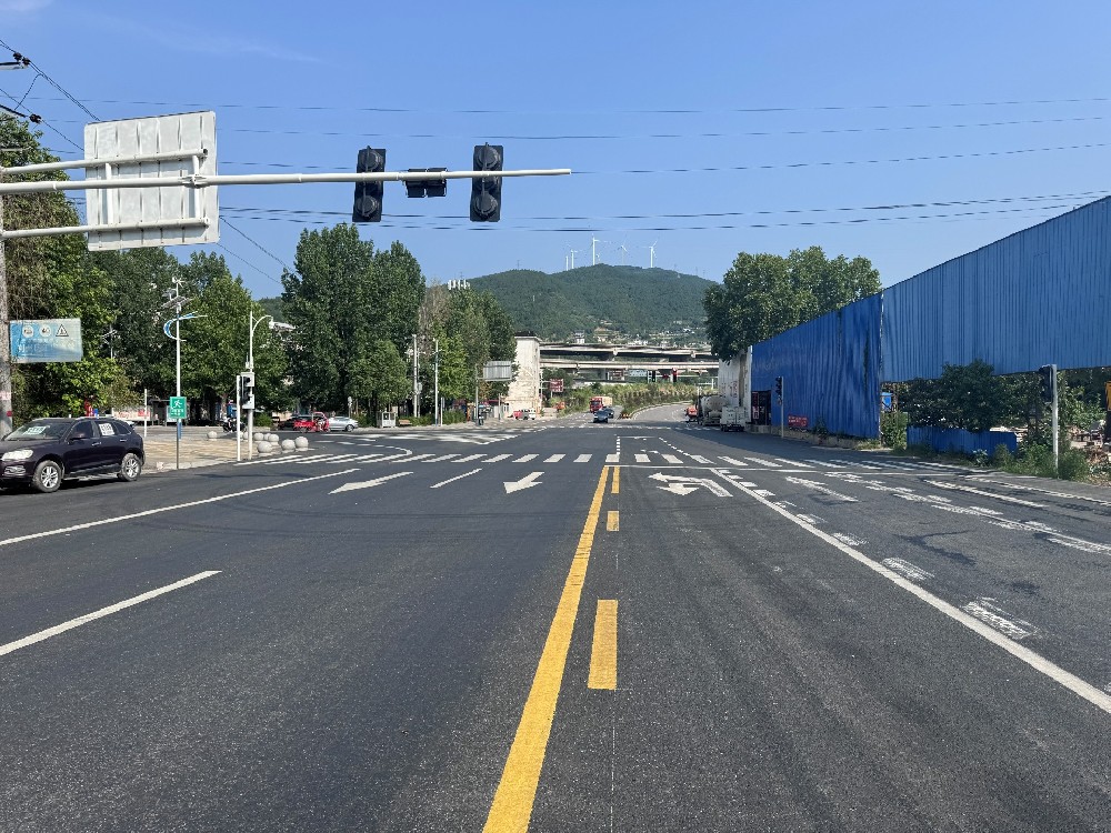 破旧立新！这段路取得新希望